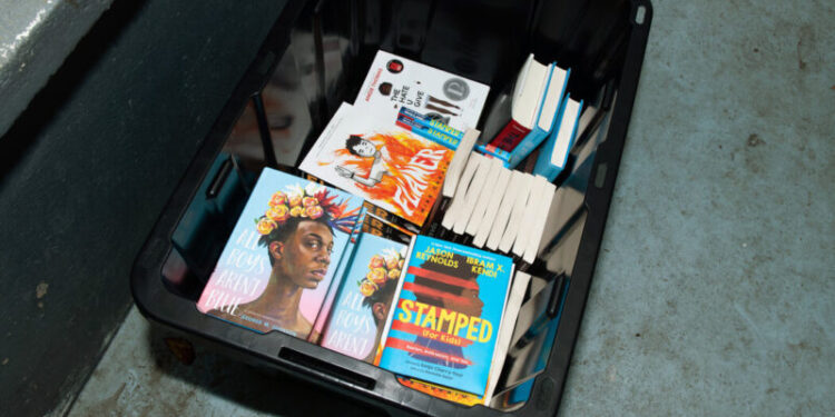 Bookbans florida hpgj facebookJumbo - Planeticnet | Education