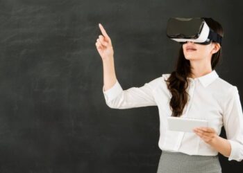 Exceptional Ways Educators Can Use VR For Online Teaching