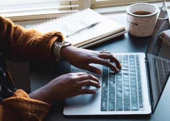 How To Develop A Hybrid Employee Onboarding Program Tips And Strategies