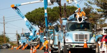 PGE trucks qed x - Planeticnet | Education