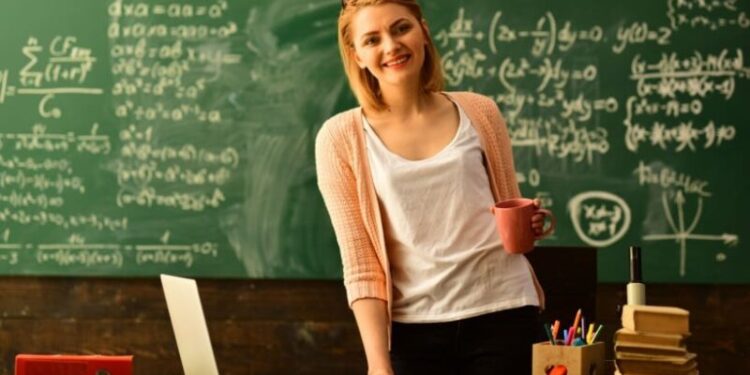 Shutterstock - Planeticnet | Education