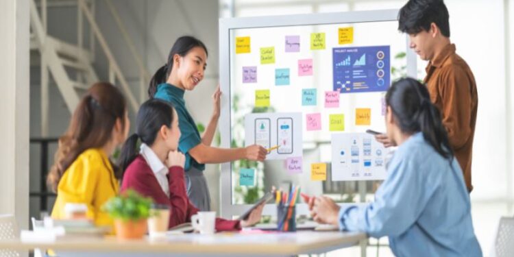 Shutterstock - Planeticnet | Education