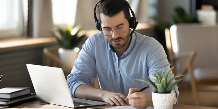 shutterstock - Planeticnet | Education