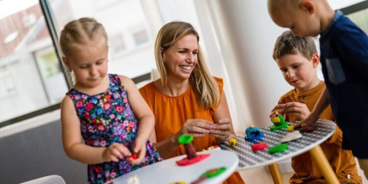 shutterstock - Planeticnet | Education