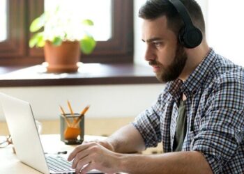 tips use literary devices online training storytelling